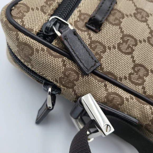 GUCCI GG Supreme Canvas Shoulder Bag..Authentic w/COA.. - Picture 15 of 16